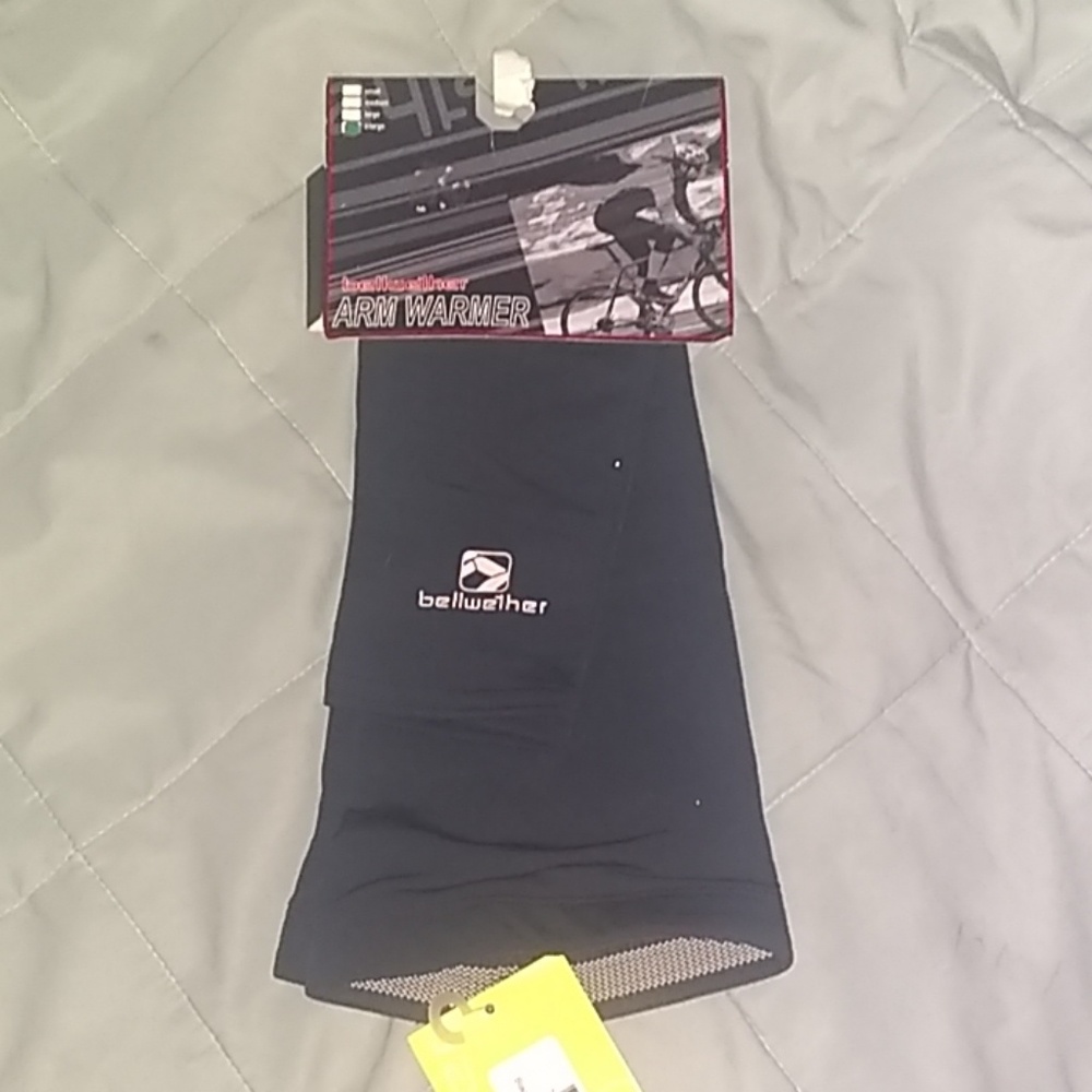 Bewether arm warmers